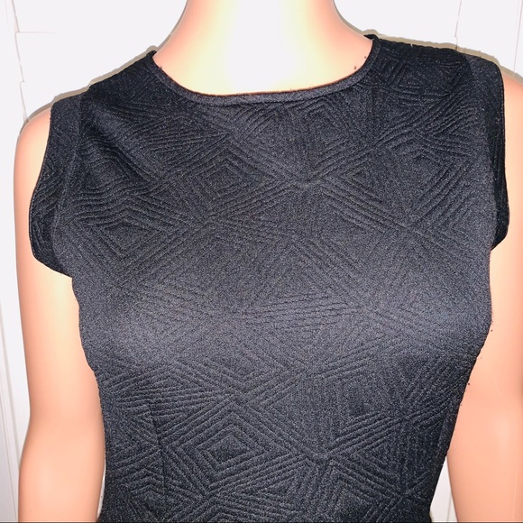 LOVE...ADY - Classic little black dress - Picture 4 of 7